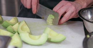 avocado slicing