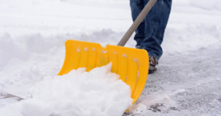 shoveling-snow-in-winter-2021-09-01-16-22-42-utc